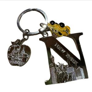 N shaped New York silver Keychain